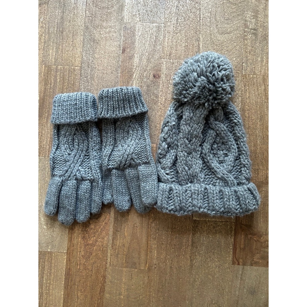 Gray knit cable knit pom pom hat and mittens set
